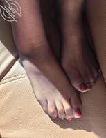 没别的就想淫个妻 ，把我老婆送去工地做妓女民工叔叔会喜欢吗？2