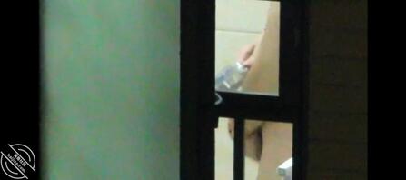 洗澡偷拍360