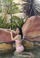 肥臀丝袜骚脚母狗女友露脸