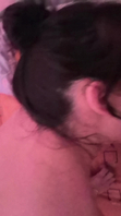 人妻结婚照下深喉
