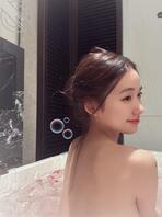 干爹五十岁了还好棒，李中凌被爸爸操的好爽