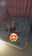 小胖原创19.妈妈自慰了,看到视频的我忍不住到卫生间拿妈妈的内裤打个手枪0