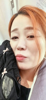 明天一定要让老婆在家单独在她老爸面前故意漏出她的原味情趣内裤