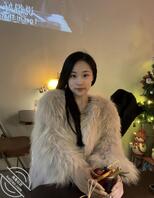 反差小骚货的生活照0