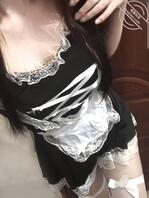 大家来评论一下她，评论的内容会让她看1