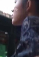 偷拍极品美女裙底