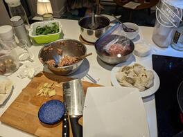 【妖娆原创】冬至来临，丈母娘隔着手机送来了几道美食，只能望着吃不着有多气0