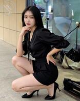 婊子骚逼母狗女友「刘燕」，舞蹈生女友可以一起3p或者换妻，丝袜高跟鞋穿上0
