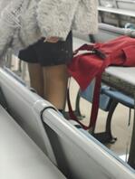 【偷拍】偷拍回归，教室里的眼镜丝袜长腿母狗，女大学生最骚了2