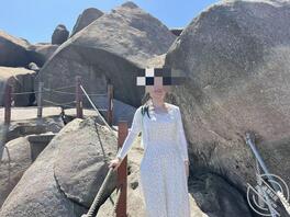 拿老婆的姐姐内衣撸0