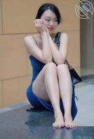 蓝色连衣裙的诱惑1