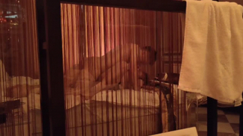 90夫妻喜欢玩固定多人局