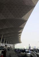 (原创)客户再次来沈,特意让老婆接机1