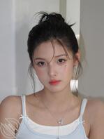 幼嫩可爱的乖女儿骚艾米1