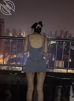 凌晨两点带老婆天台漏出