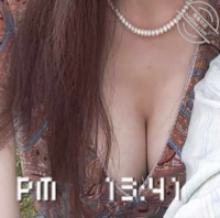 我们家女人 基因天生都是大奶子  真是骚啊