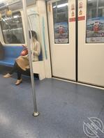 地铁人妻丝袜系列（如有冒犯立马删帖）0