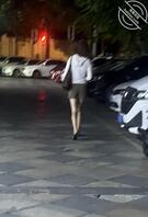 分享-夜出的美女和高铁站的的少女2