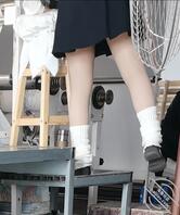 二、偷拍小姑娘女同事