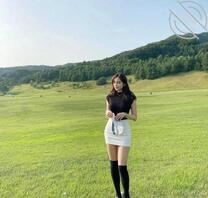 偷拍姐姐，陪韩国姐姐打高尔夫1