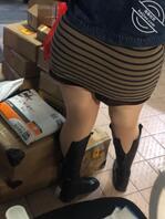 偶遇开档丝袜坦克少妇