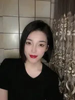 江苏无锡饥渴人妻 沈月华 背着老公约炮偷情 性感情趣制服 按在胯下后入顶着子宫狠狠猛操中出0