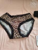 大姨子的骚内内 有想要的吗