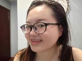 表妹越来越色，寝室里自慰1