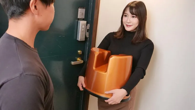自带色椅！在家与擅长舌技的性感熟女体验正宗泡泡浴！