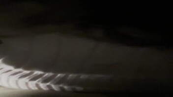 【原创作品36】姐夫绝对想不到我送表姐回家的时候在门外干她