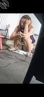 骚逼上厕所1
