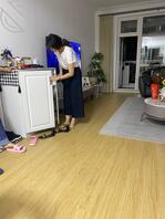 新人第一次尝试偷拍自己的嫂子1