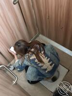 公厕平度偷拍人妻少妇