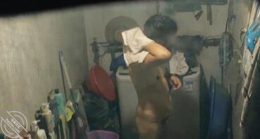 骚妈洗澡0
