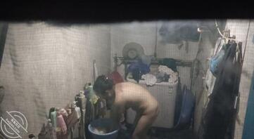 骚妈洗澡2