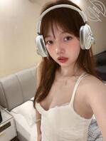 微胖肉感美乳肥臀学妹小母狗 被富哥学长各种角度爆操白虎穴1