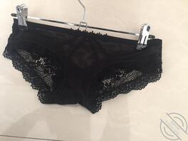 偷拍兄弟媳妇的原味骚内裤0