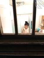 洗澡裙底偷拍2