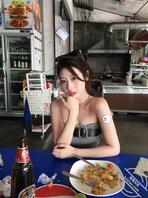 浙江绍兴一骚货女生，暴露自己同事