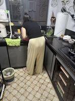 3.妈妈的举动让我越来越把持不住2