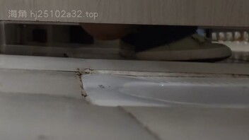 厕拍女大（转载）