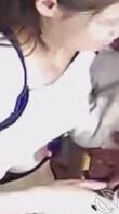 偷拍发小老婆的奶子2