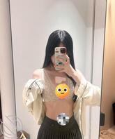 跟姐姐去开房，把姐姐操到高潮喷水，最后被我操沦陷身上抽搐，吓死我了。
2