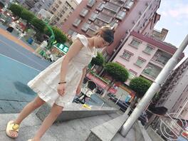 意淫偷拍人妻人母 ai脱衣