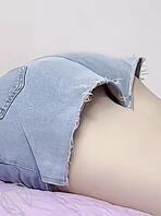 翻到以前偷拍大姨子的照片