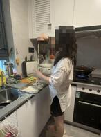 我舅妈，可不可以意淫她