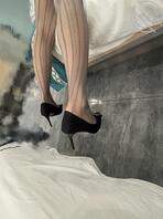 17-灰色条纹丝袜配高跟 诱惑力十足0