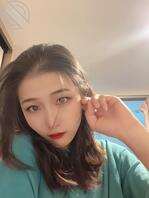 大脸盘子骚逼求操