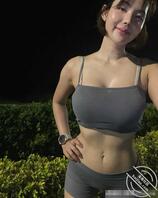 穿上这套夜跑装备，轻松成为街头焦点！0