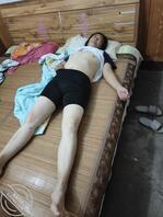 亲妈干瘪的奶头1